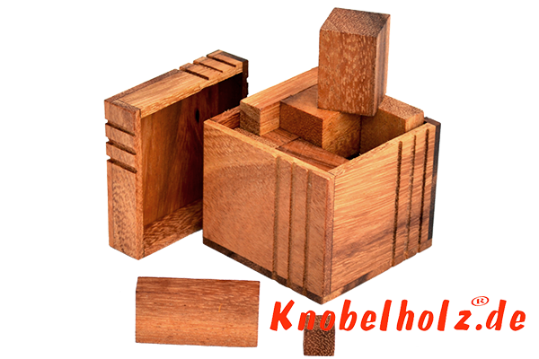 Cube Block Box 3D Holzpuzzle mittel schweres Puzzle mit Holzblöcken in den Maßen 7,3 x 7,0 x 7,8 cm, monkey pod brain teaser
