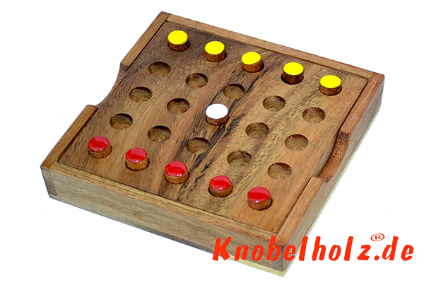 Bobail Holz Strategie Spiel für 2 Personen als Spielbox mit den Maßen 11,8 x 11,8 x 3 cm