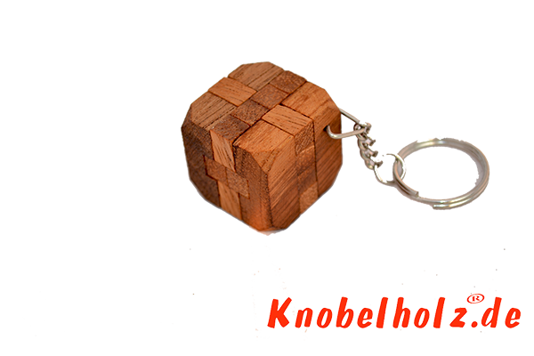 Diamond Cube Puzzle als Schlüsselanhänger Puzzle aus Holz in den Maßen 2,8 x 2,8 x 2,8 cm, monkey pod brain teaser