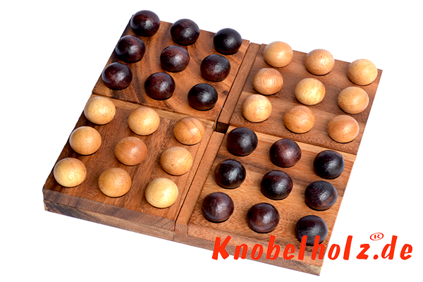 Pentalogic Strategiespiel aus Samanea Holz für 2 Personen Spiel mit den Maßen 20,5 x 20,5 x 5,0 cm