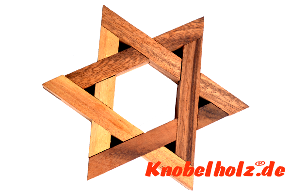 Real Star Holzspiel Hexagramm Puzzle Knobelspiel aus Holz in den Maßen 18,5 x 18,5 x 2,0 cm samanea wooden brain teaser