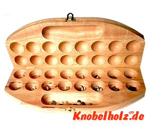 Steinchenspiel Hus oder Bao Bao eine Abwandlung des Afrikanischen Bohnenspiels Kalaha