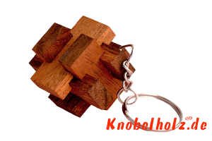 Anax Holz Puzzle als Schlüsselanhänger Puzzle mit 6 Holzteilen in den Maßen 3,5 x 3,5 x 3,5 cm, samanea brain teaser