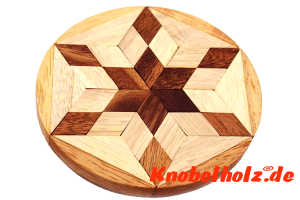 Mosaik Design Puzzle Mosaik Legespiel in Holzboard mit den Maßen 13,0 x 13,0 x 2,0 cm samanea wooden brain teaser