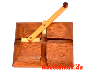 Bullcrap Grinder, Holzkurbelspiel, Bullenfänger, nichts zu tun puzzle, ein lustiges Holzdrepuzzle mit den Maßen 10,5 x 9,0 x 3,5 cm Samanea Monkey Pod Holzkurbel